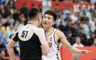 G4廣廈險勝青島，四球員滿分，一人及格，五人表現(xiàn)不佳。