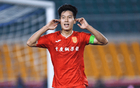 21歲球員鼻梁骨折，缺陣3周。中甲5輪7球，疑遭南通名將所傷。