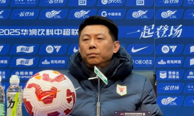 記者：唐田轉(zhuǎn)型領(lǐng)隊，溝通一線隊與俱樂部