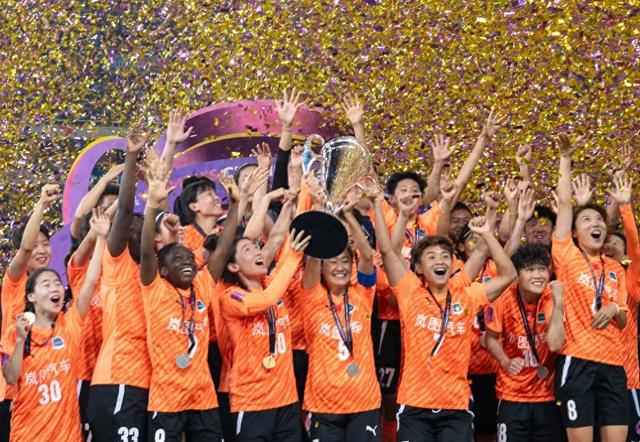 亞冠賽場，武體人奪魁！光彩奪目！