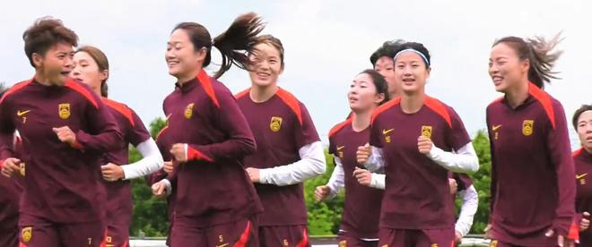 津媒：中國(guó)女足或用“老帶新”陣容挑戰(zhàn)美國(guó)女足。