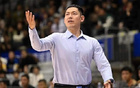 張慶鵬領(lǐng)隊(duì)訓(xùn)練，全隊(duì)汗流浹背，四將缺席，調(diào)整持續(xù)中。